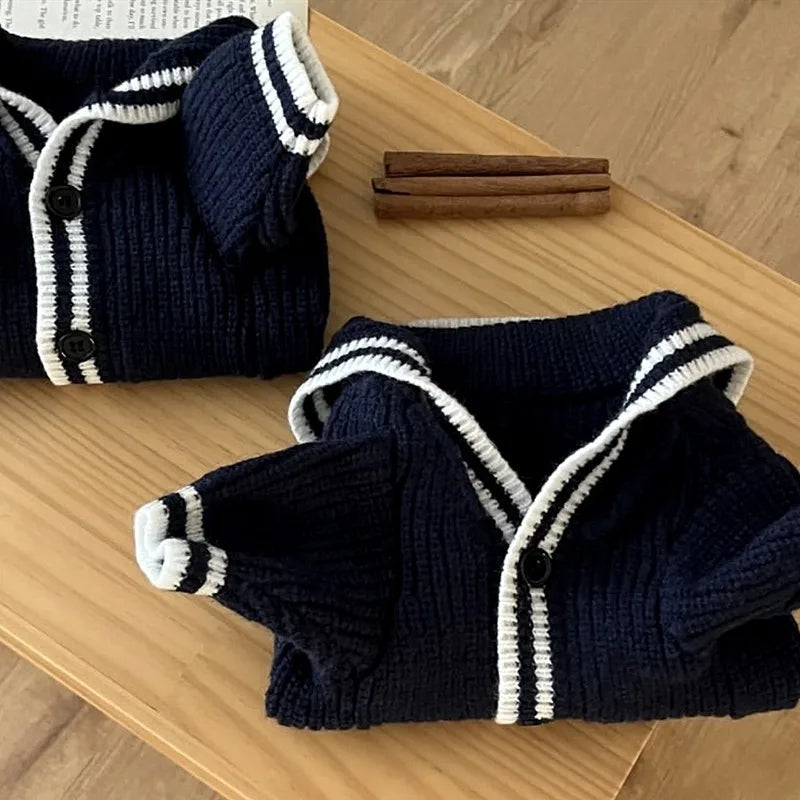 Vêtements tricotés pour animaux de compagnie, pour automne et hiver, pulls chauds, vêtements à boutons rayés pour chiens, fournitures pour animaux de compagnie