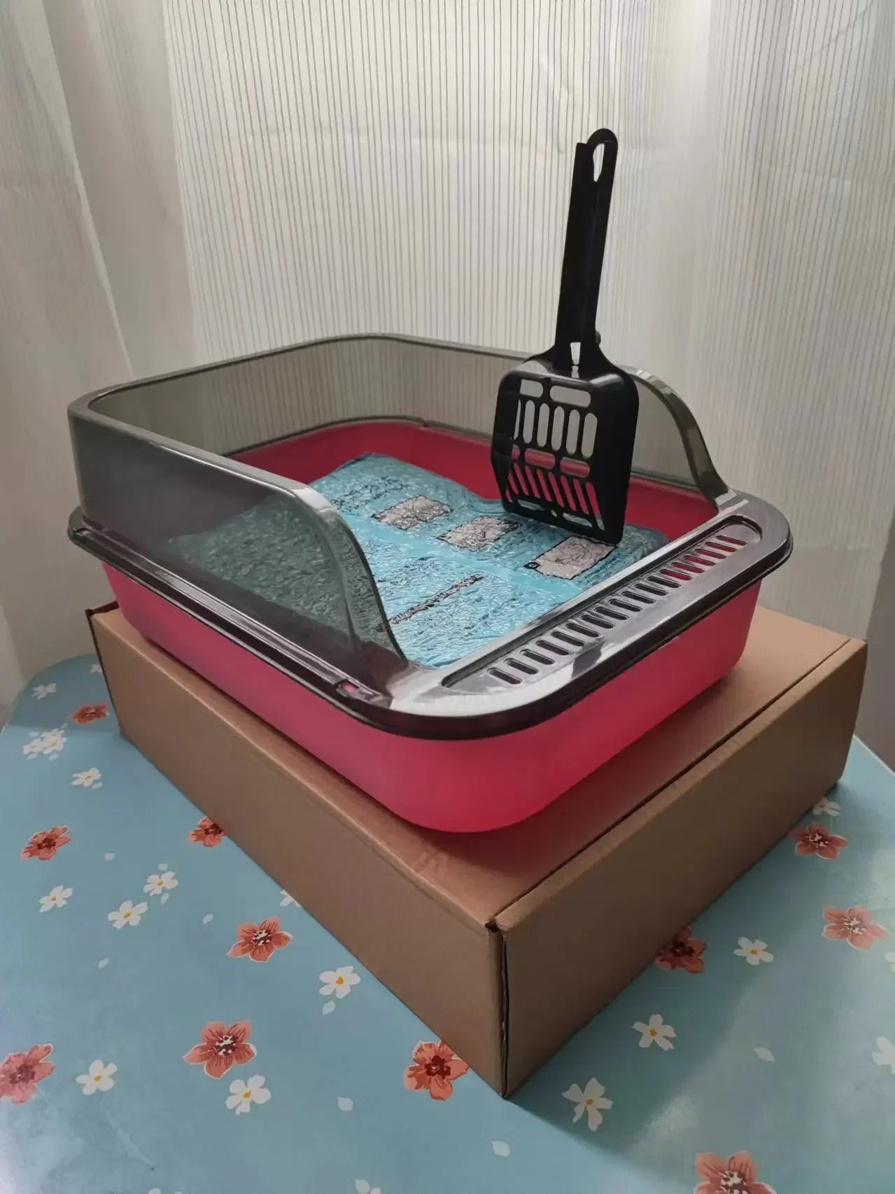 Kit PROPRETÉ : Bac à Litière Grande Clôture (Semi-Fermé) + Litière Tofu Désodorisant | Épais, Anti-Éclaboussures & Pelle Incluse